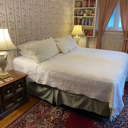Bernard Gray Hall Bed And Breakfast Niagara-on-the-Lake Екстер'єр фото