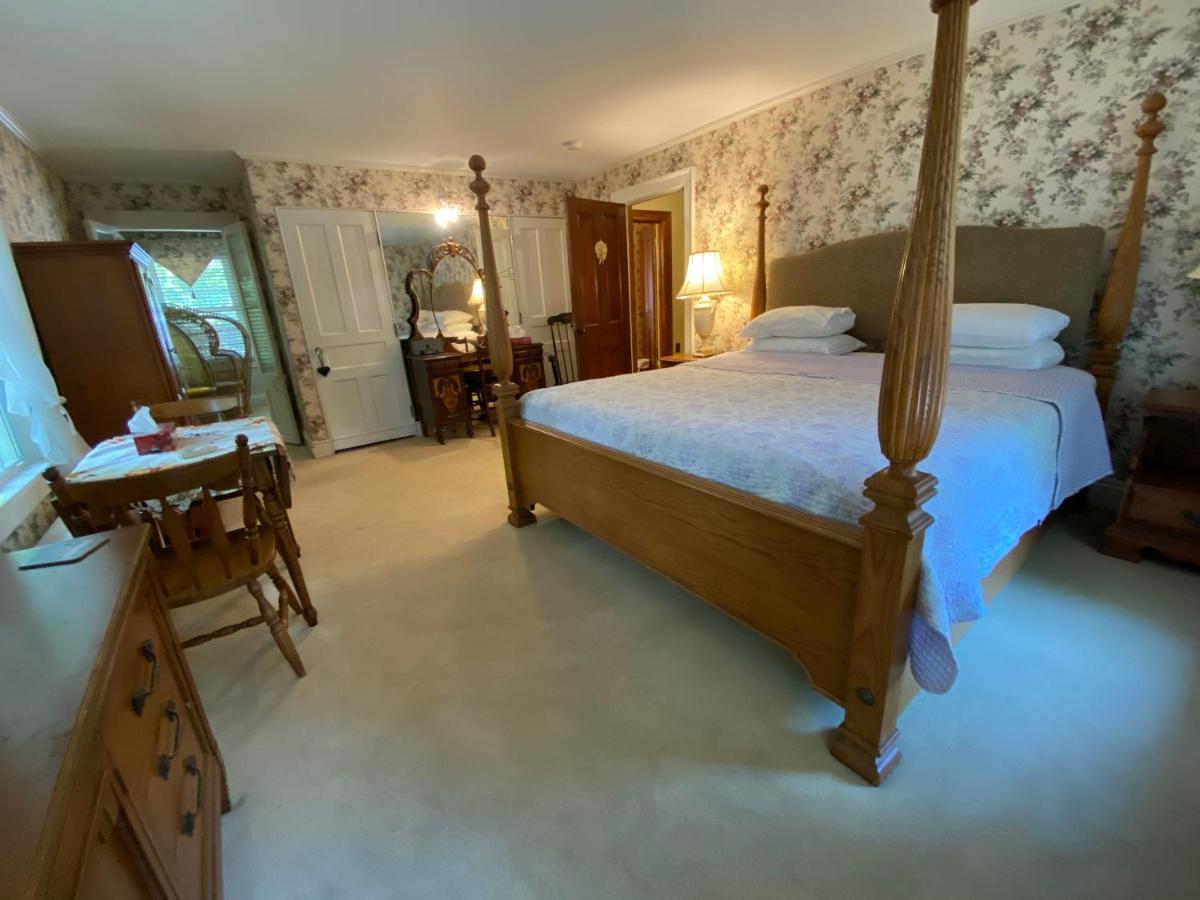 Bernard Gray Hall Bed And Breakfast Niagara-on-the-Lake Екстер'єр фото